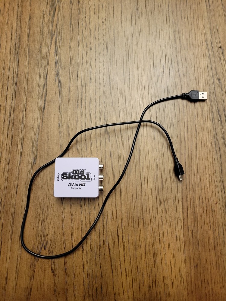 Old Skool HDMI to AV / RCA Converter Includes USB Power Cord