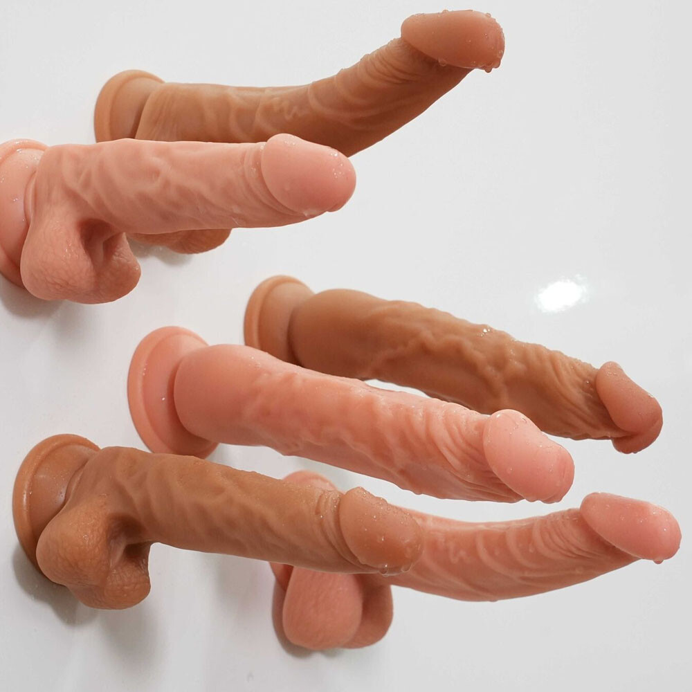 Realistic Large Suction Cup Dildo for Women G-Spot Anal and Vaginal Pleasure