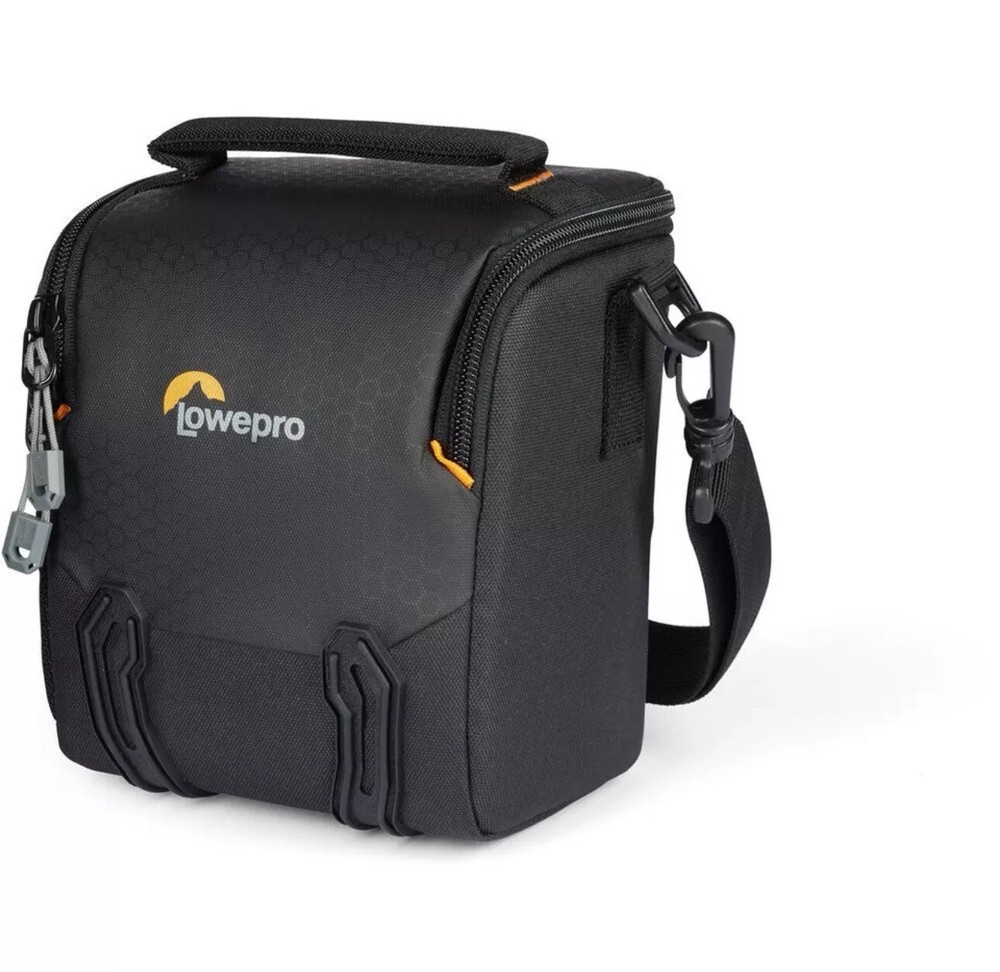 Lowepro Adventura SH 120 III Shoulder Bag (Black)