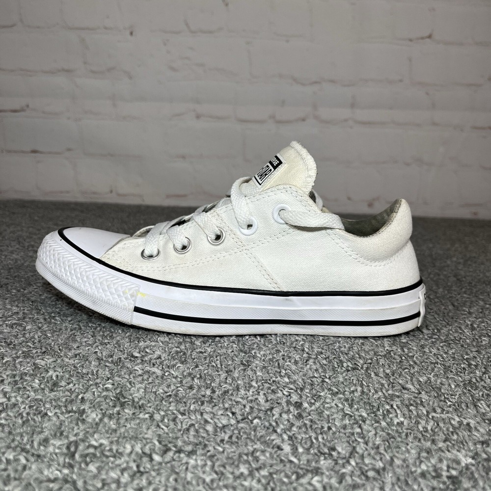 Converse Chuck Taylor All Star Madison Sneakers Womens 6 White Low Top 557971F