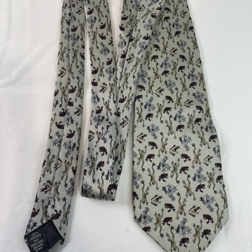 The Nature Conservacy 100% Silk Gray/Green Maki Frog Hand Made Karen Bierce Tie