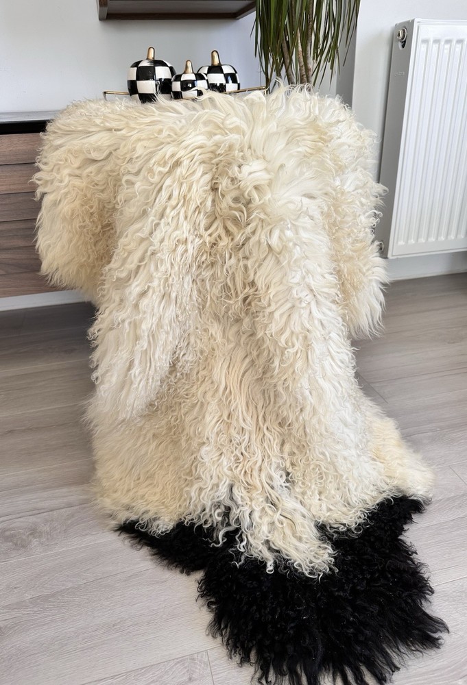 %100 Natural Gotland Sheepskin Rug, Natural Color, White,black.