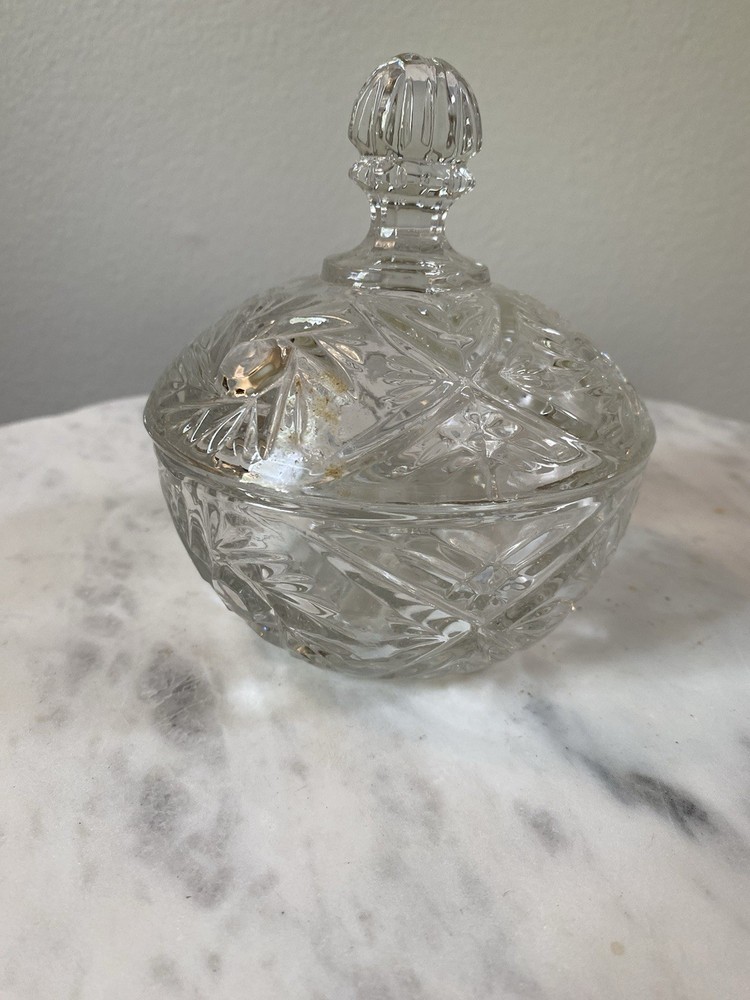 Vintage Crystal Candy Dish with Lid in Pinwheel Star Pattern 4.5 Inches