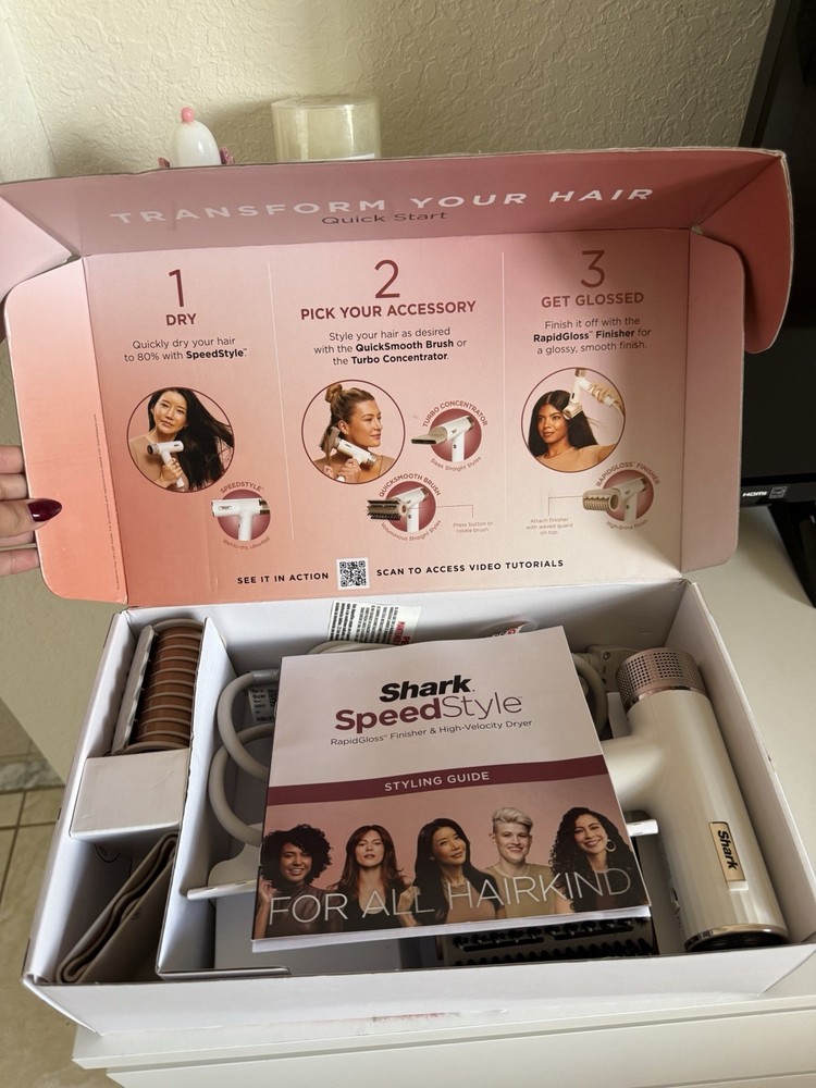 Shark SpeedStyle Professional Hair Dryer White RapidGloss Finisher Turbo