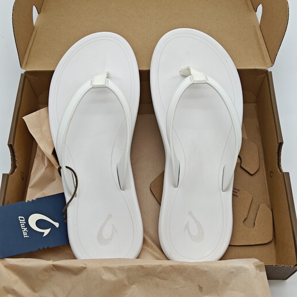 OLUKAI Kapehe Womens Size 7 White Quick Dry Flip Flop Sandals for Beach