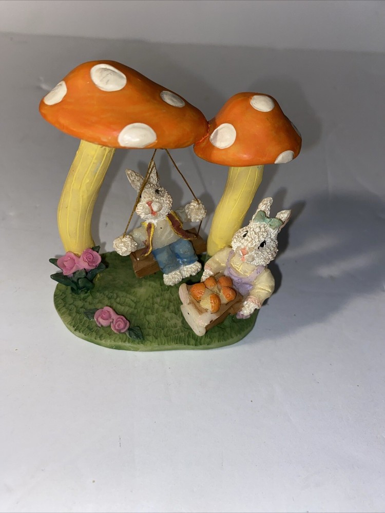 Rare Mushroom & Rabbit Crafts Animal Figurine Ornament Decoration 3 3/4