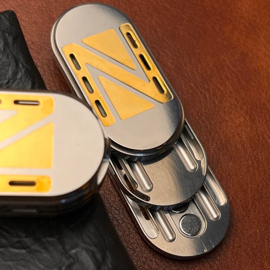 Titanium Alloy Magnetic Metal Fidget Toy Clicker Slider Haptic Card for Adult