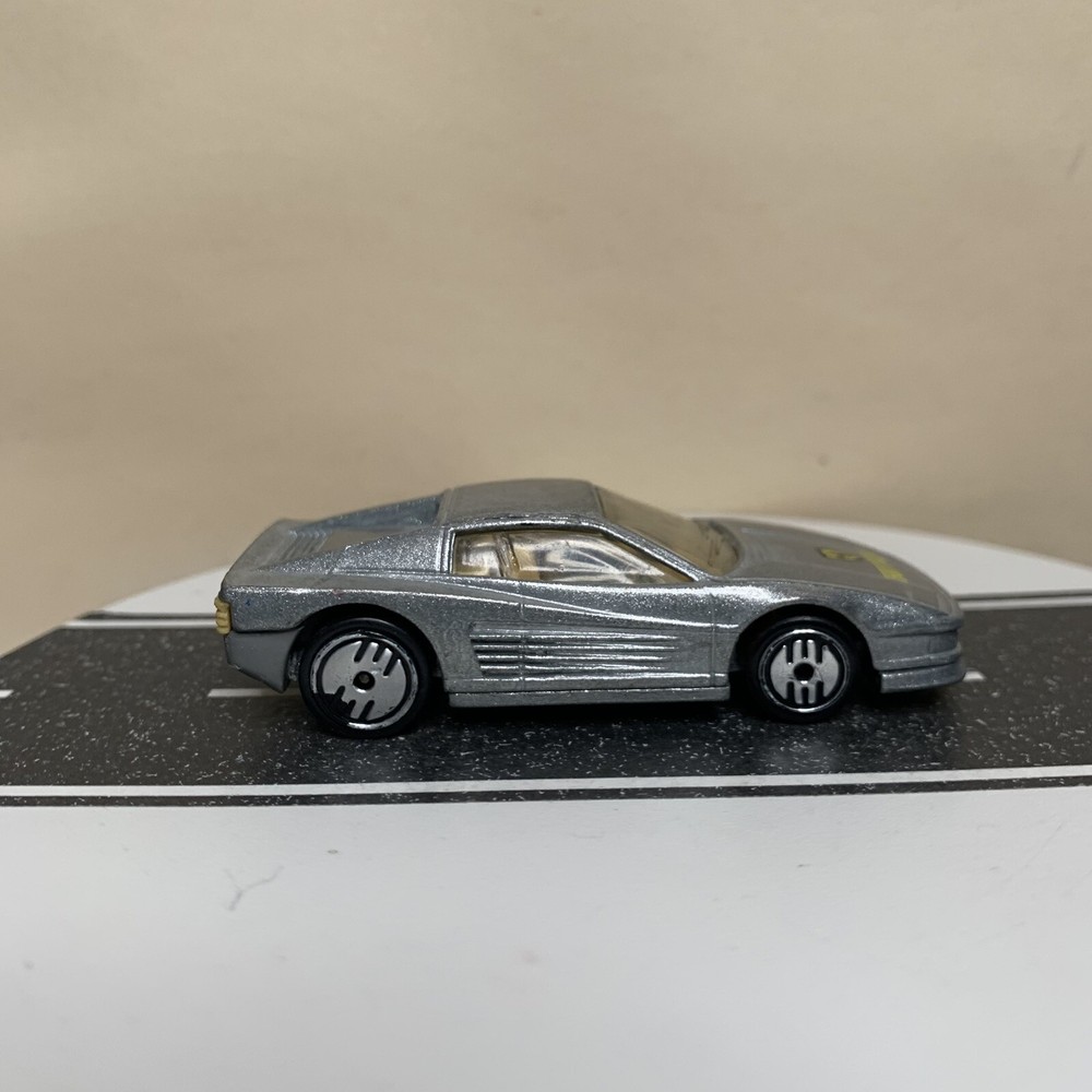 1989 Hot Wheels Park ‘n Plates Ferrari Testarossa Silver Mtflk w/Logo & UH VTG