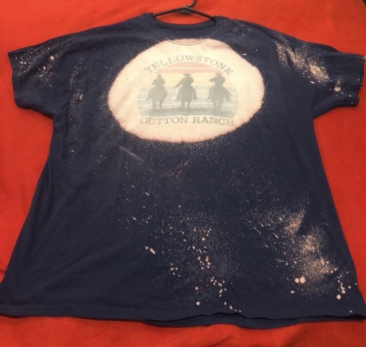 Yellowstone dutton ranch t shirt size XL