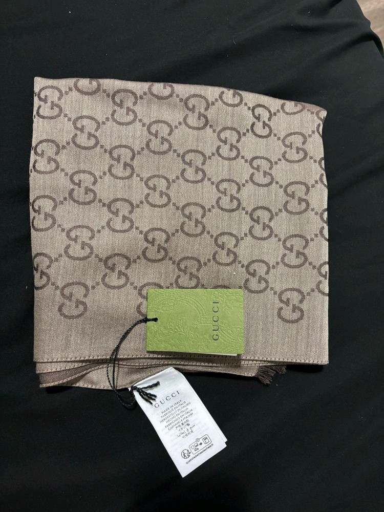 100% Authentic Gucci GG WEB Reversible Wool Silk Shawl Scarf Grey 45x180