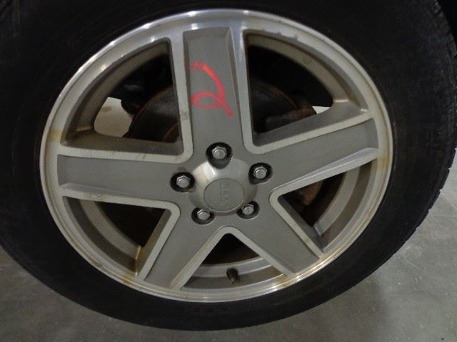 Wheel 17x6-1/2 Alloy 5 Spoke Argent Painted Spokes Fits 07-10 PATRIOT 2065622
