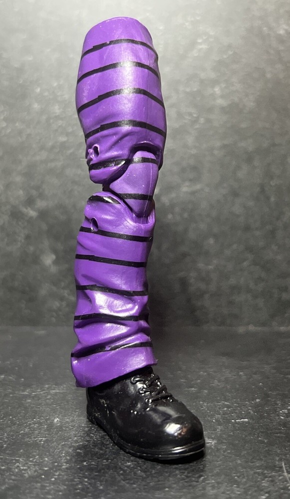 Marvel Legends Absorbing Man Right Leg  Part Nice Condition