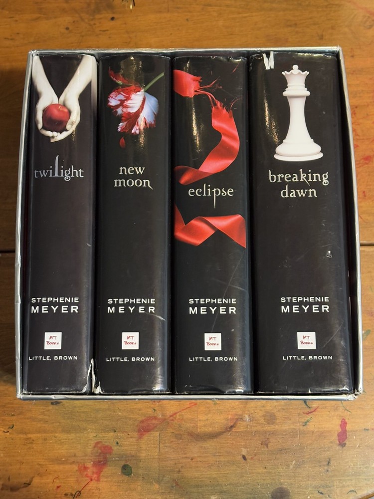 The Twilight Saga Collection Set Stephenie Meyer (Hardcover) First Edition Box