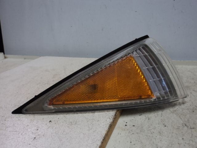 Passenger Corner/Park Light Side Marker Fits 95-99 CAVALIER 45533