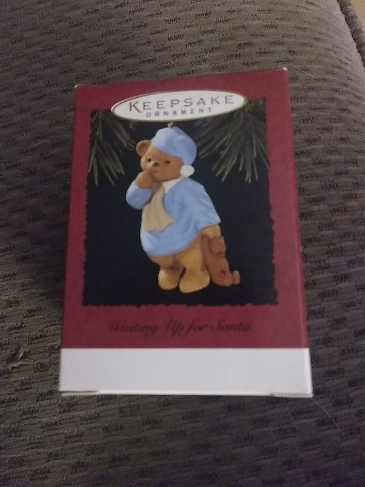 VTG 1995 Hallmark Keepsake Waiting Up For Santa Ornament