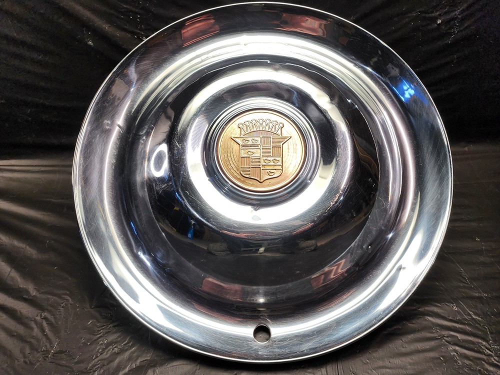 1947 - 1952 Vintage Original CADILLAC DeVille Fleetwood Wheel Cover Hubcaps OEM
