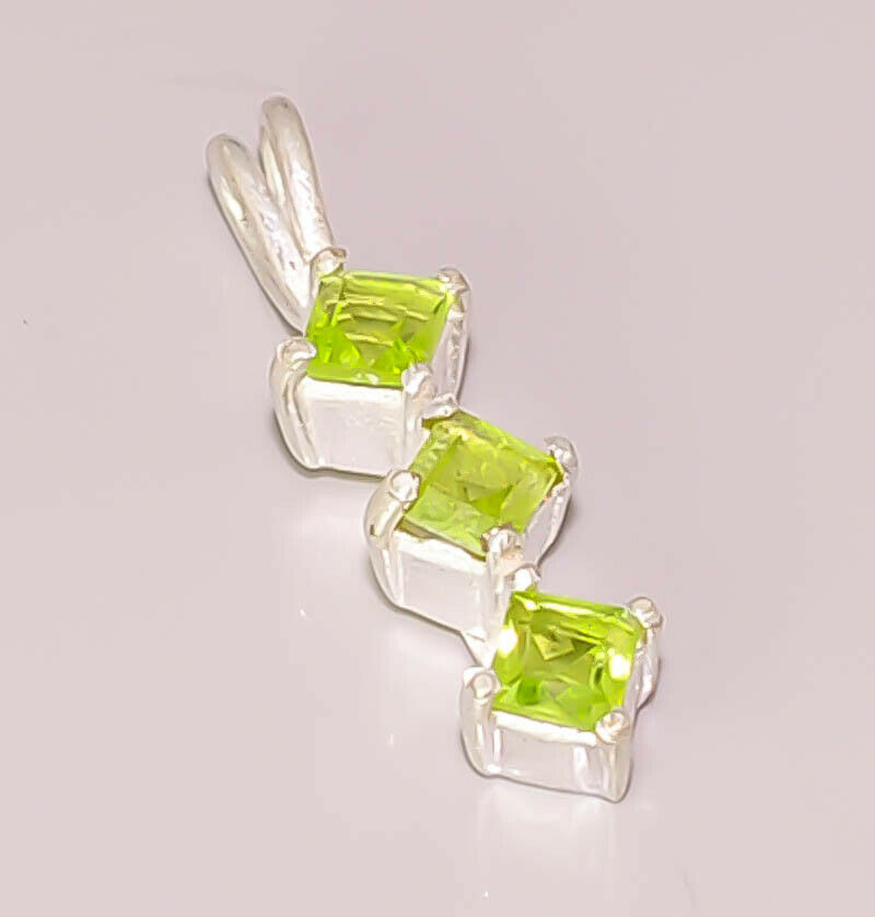 Green Peridot Quartz Handmade Women Jewelry 925 STERLING SILVER PLATED PENDANT