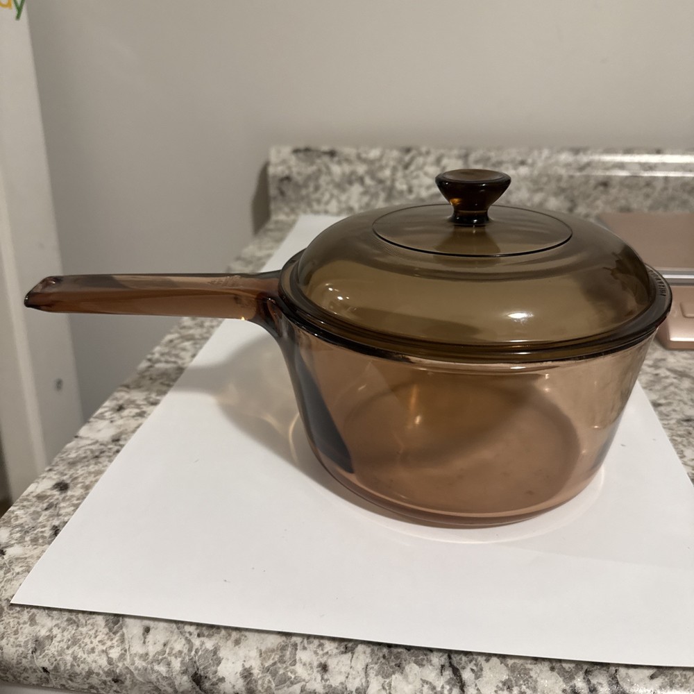 Vintage Corning 1.5L Glass Cooking Pot with Lid Made in USA