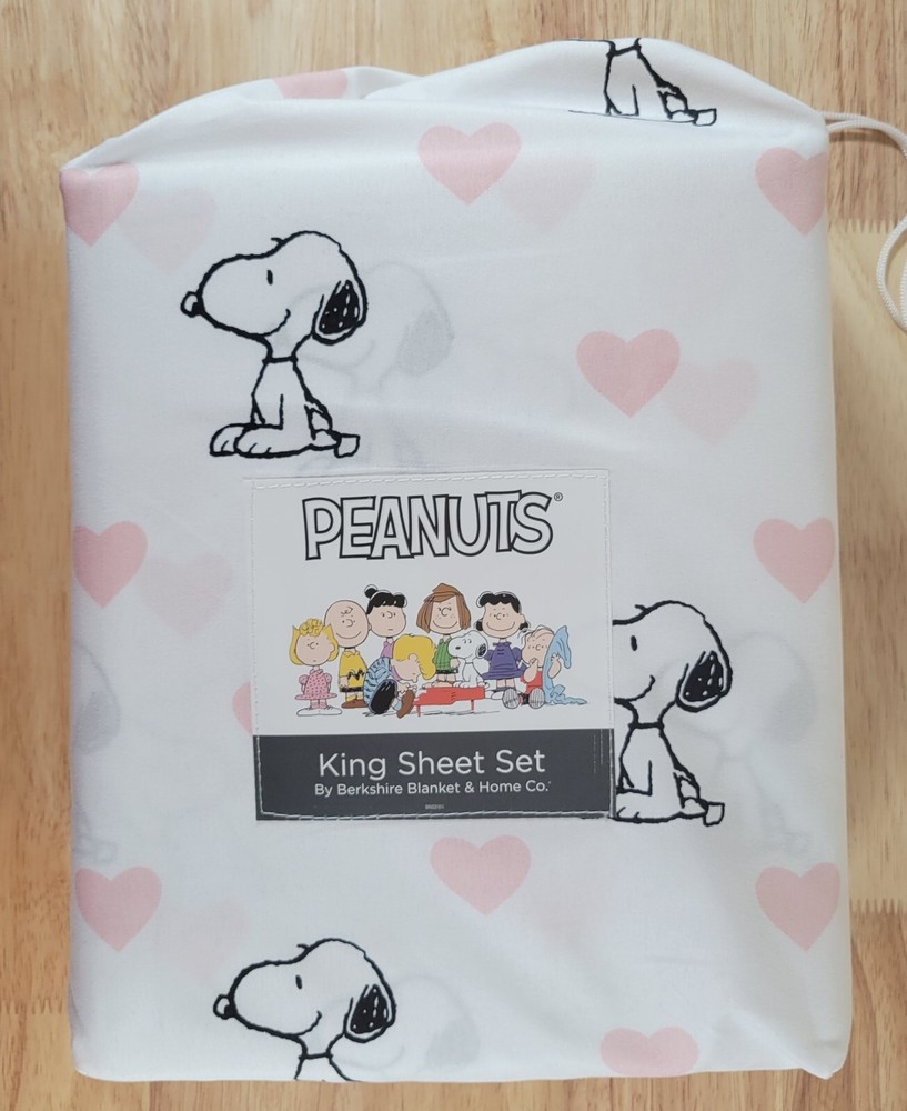 Snoopy Valentine King Sheet Set 4pc Pink Hearts Peanuts