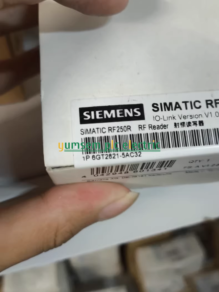 1PC New Siemens 6GT2821-5AC32 RF Reader Brand Free Ship DHL/Fedex  Spot Goods