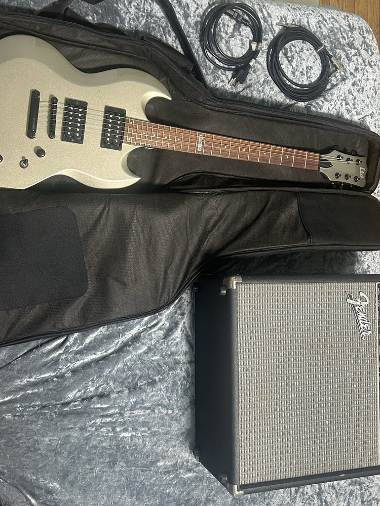 ESP LTD VIPER 50 ( With Cords And Fully Functional Fender champion 40 Amp)