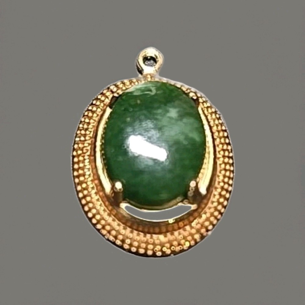 Nephrite Jade Emerald Green Oval Prong Set Pendant Vintage  Gold Toned