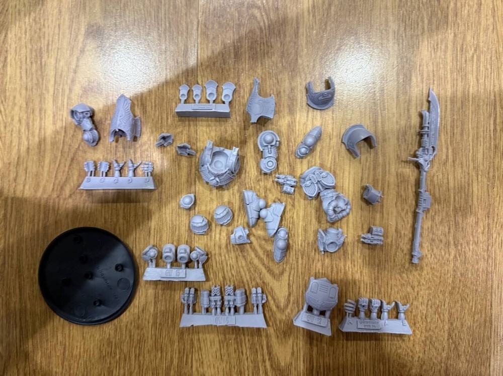 Legio Custodes Achillus Dreadnought