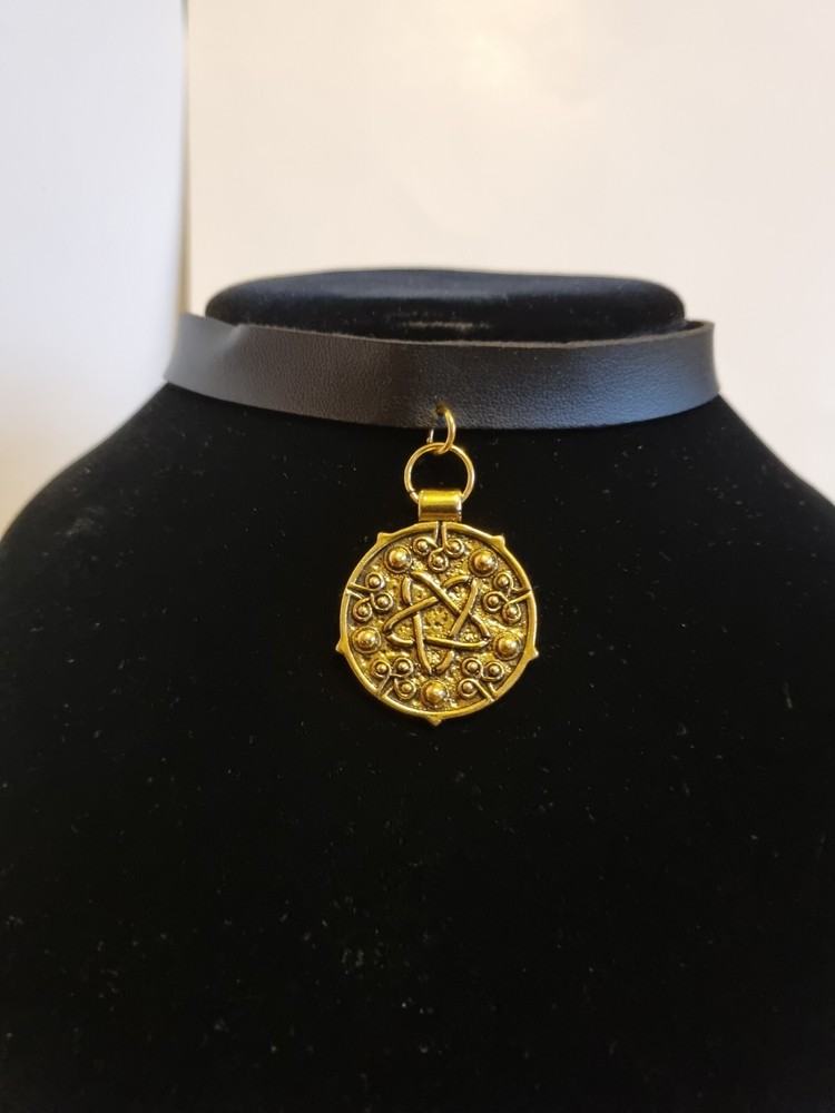 Punk Yennefer Necklace Medallion Pendant Black Faux Leather Choker Necklaces