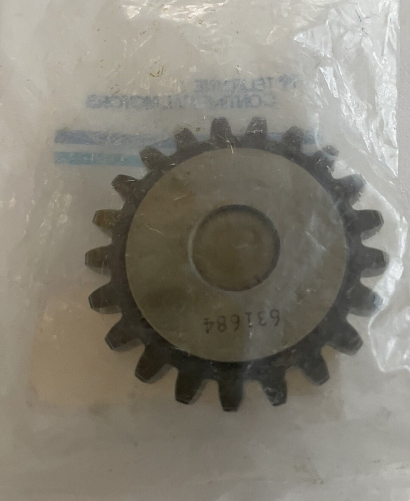 TCM Continental 534995 s/s 631684 FUEL PUMP DRIVE GEAR ASSEMBLY New, Old Stock