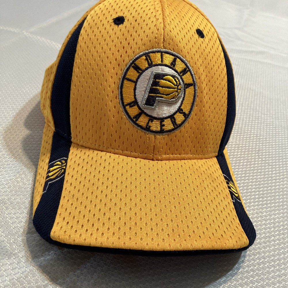 INDIANA PACERS ADIDAS MESH HAT FLEX FIT SZ S