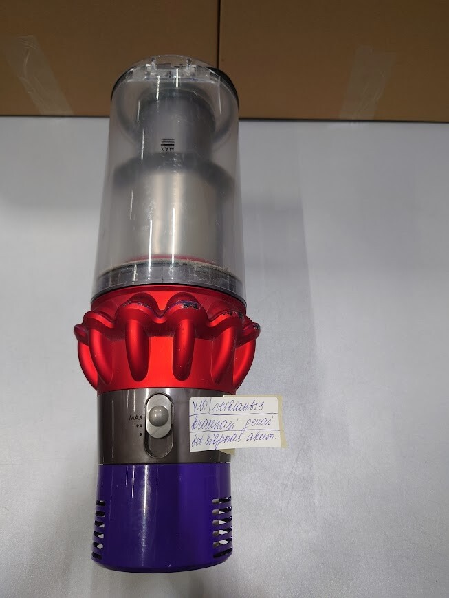 Dyson V10 Vacuum Used Weak Battery No Accessories