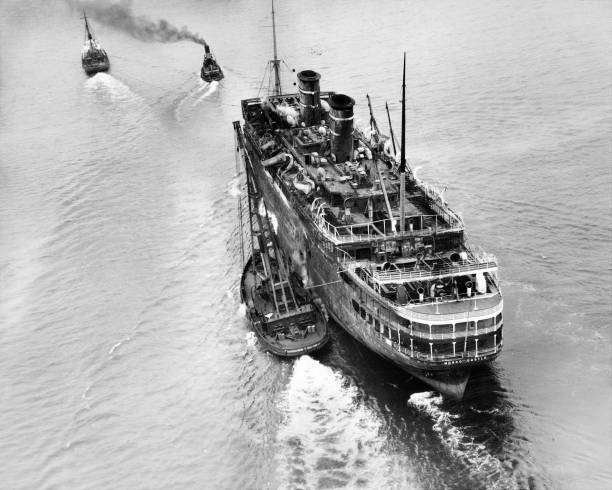 Morro Castle disaster in Spring Lake New Jersey Journey s end six  .. Old Photo