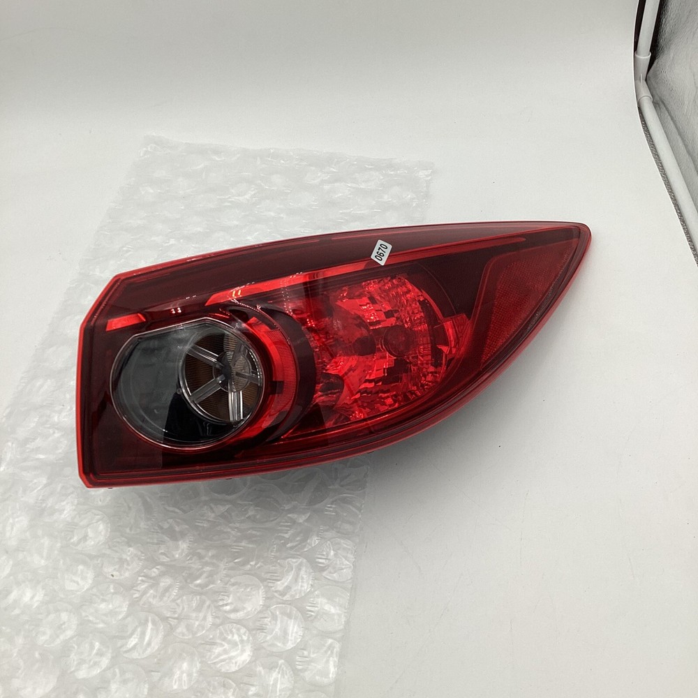 2014-2018 Mazda 3 Sedan Right Halogen Tail Light OEM BJT151150A