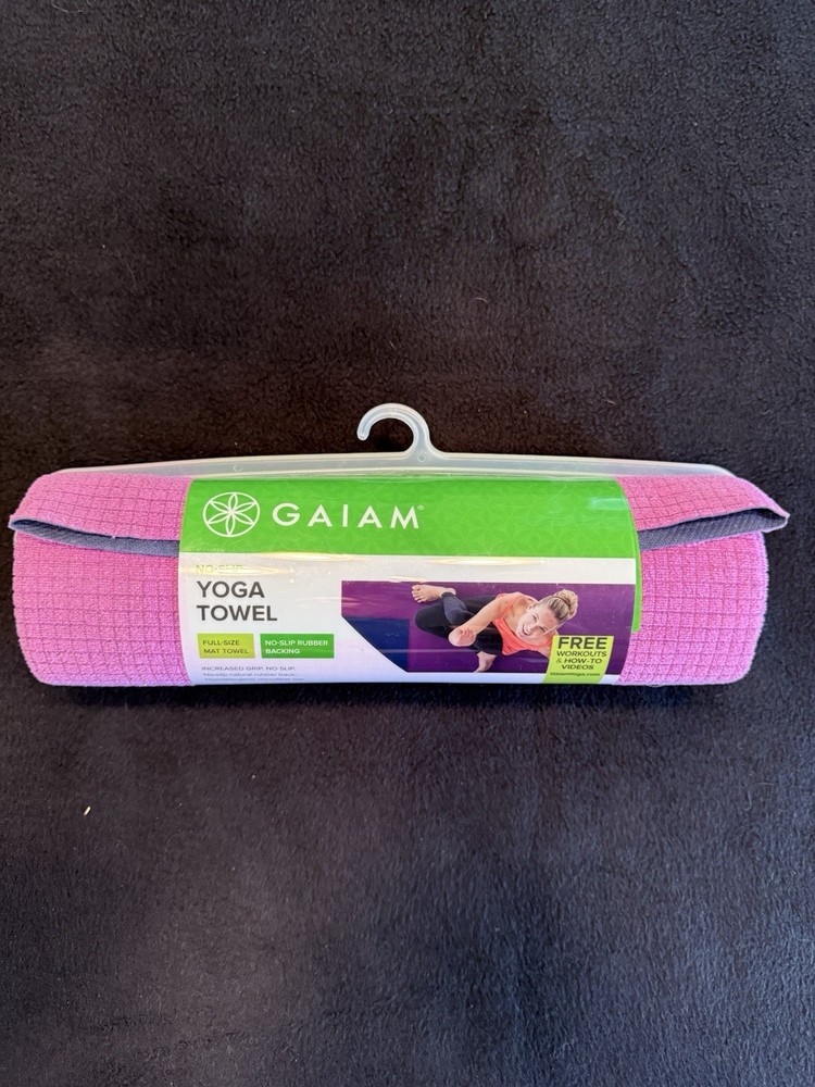 Gaiam No Slip Pink Microfiber Yoga Towel 24x68 Full Size NWT