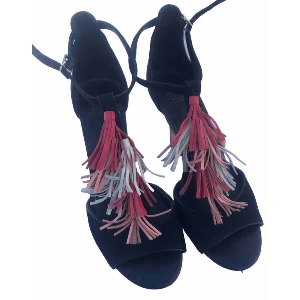 WHITE HOUSE BLACK MARKET GIANNIA Size 7 TASSEL HEELS Black With Pink/White