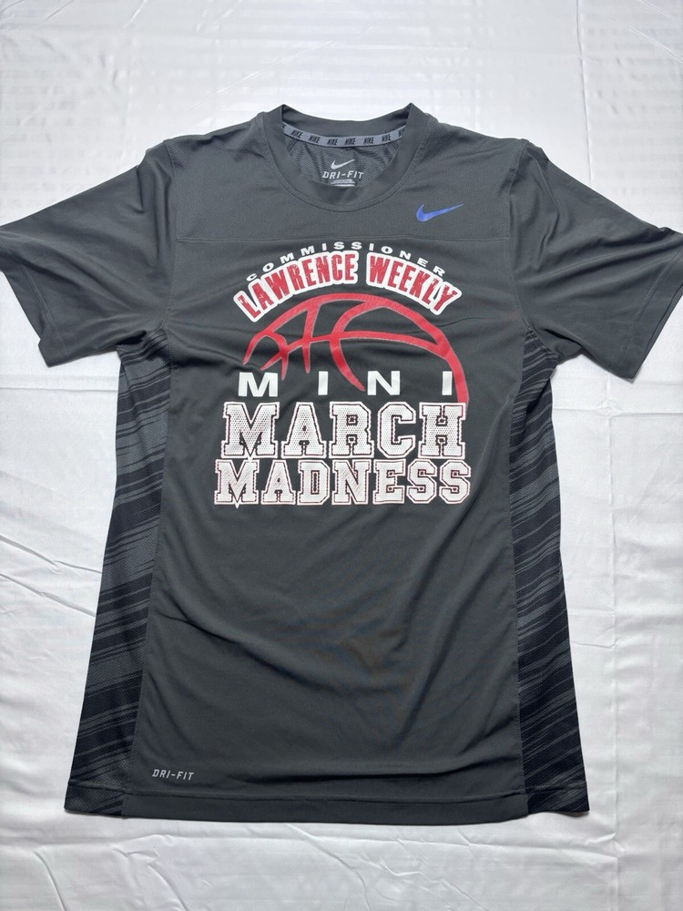 NCAA March Madness T-shirt Adult Men’s Slim Nike Gray Short Sleeve Small