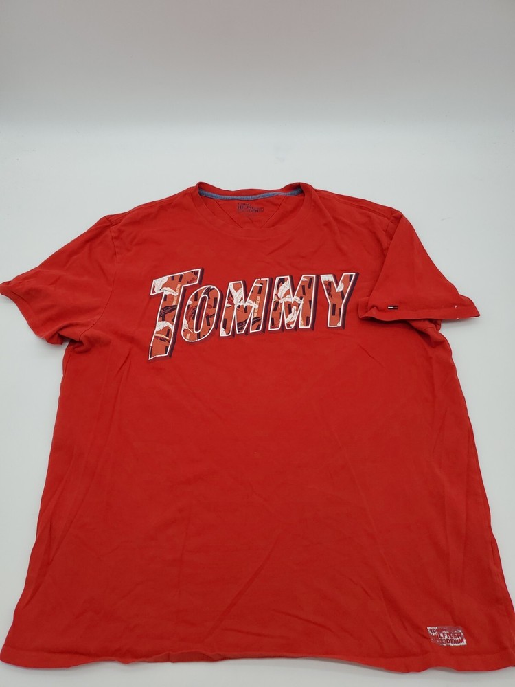 Tommy Hilfiger Denim T-Shirt Men Large Logo Spell Out Red..#25250