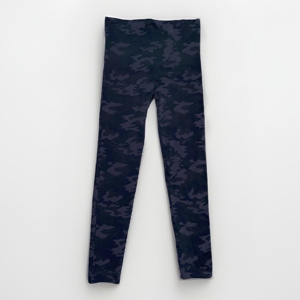 Spanx Grey Black Camo Seamless Cropped Leggings Large - Look At Me Now Style  