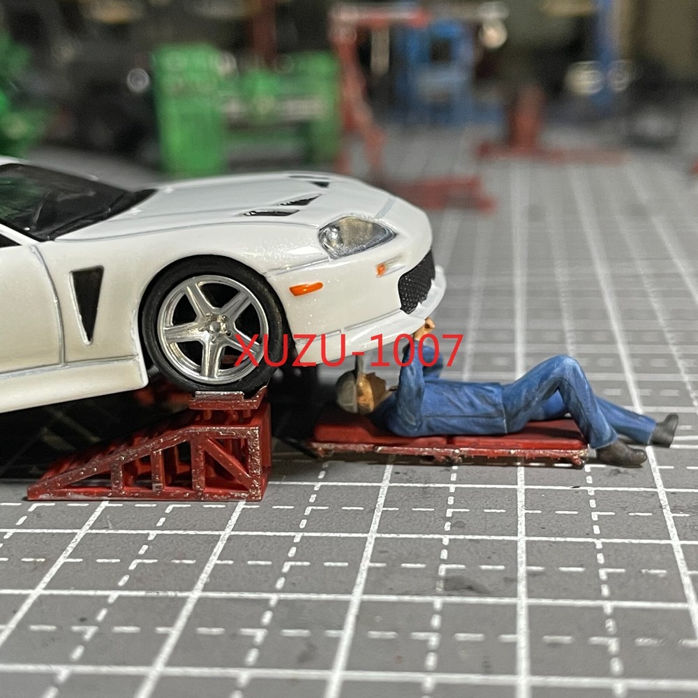 Diorama 1/64 Car Mechani Model Garage Maintenance Tools Set Scene Props Display