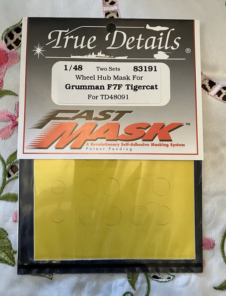 1/48 Grumman F7F Tiger True Details Fast Mask Wheel & Hub Set TD48091