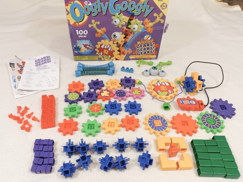 Complete.  Oogly Googly Motorized Board Game. Learning Resources. 100 Pieces