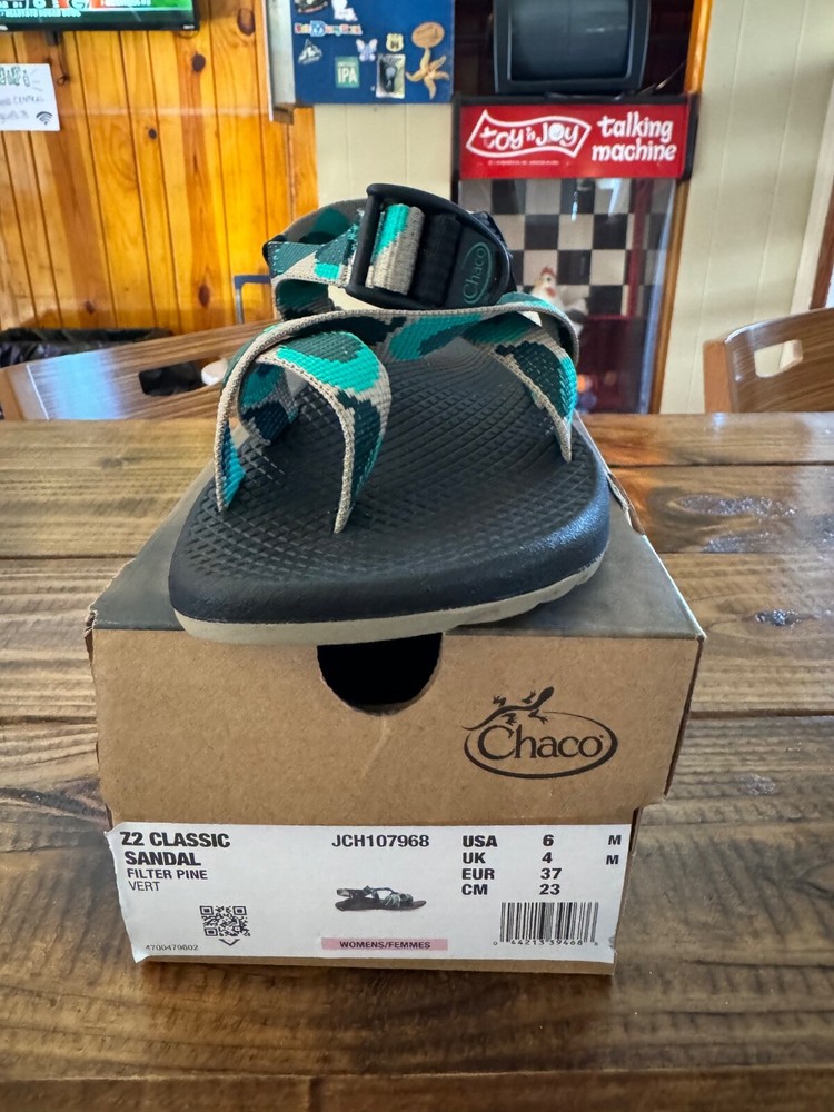 Chacos sandals for men and women - durable and comfortable outdoor footwear