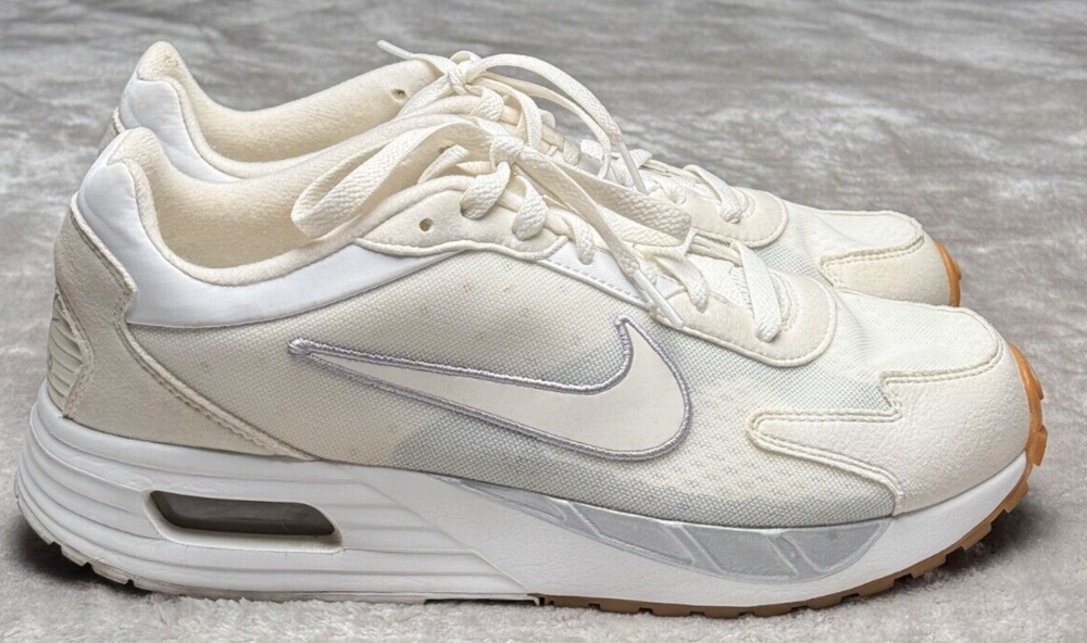 Nike Air Max Solo Summit White Silver Gum Sneakers Womens Size 10 FN0784-104