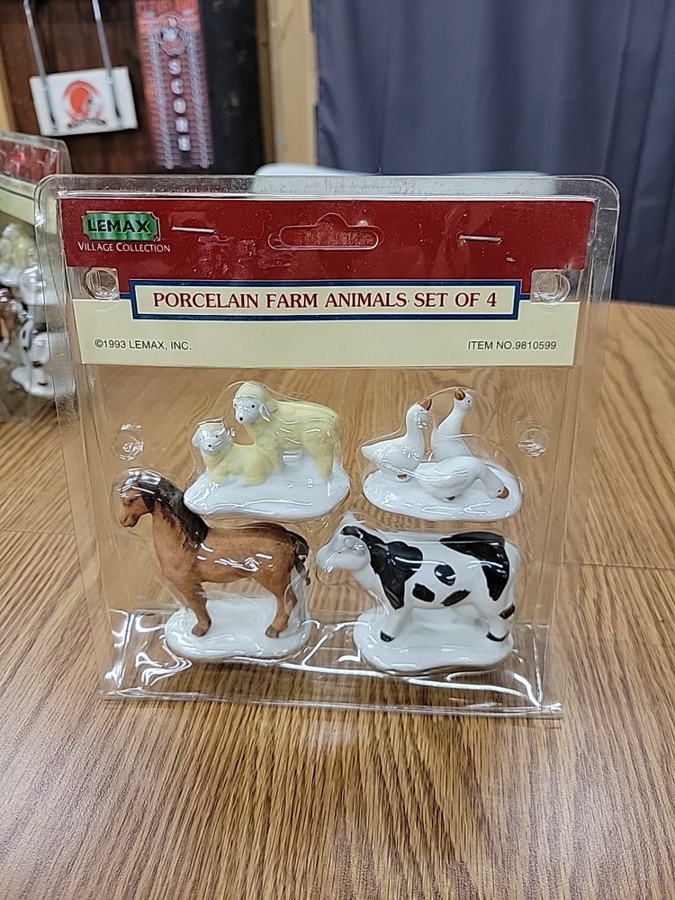 1993 Lemax PORCELAIN FARM ANIMAL, Village Collection - Set of 4 Farm Animals NEW