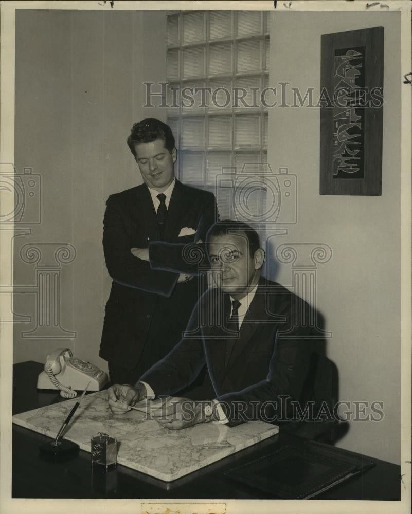 1961 Press Photo Dr. Jack R. Anderson and Robert D. M'Intosh II - noa16755