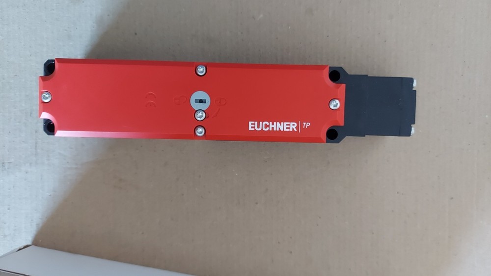 New Euchner TP3-4121A024M Safety Switch NO ORIGINAL PACKAGING