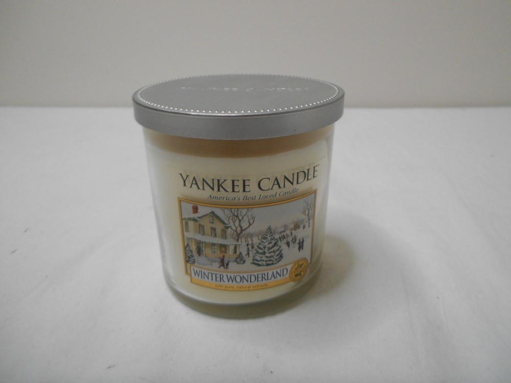 Yankee Candle Winter Wonderland 7 Oz Single Wick Tumbler