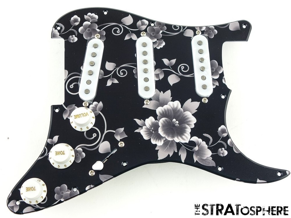 *NEW Alnico 5 LOADED PICKGUARD for Fender Strat Guitar Black Rose Print 11 Hole