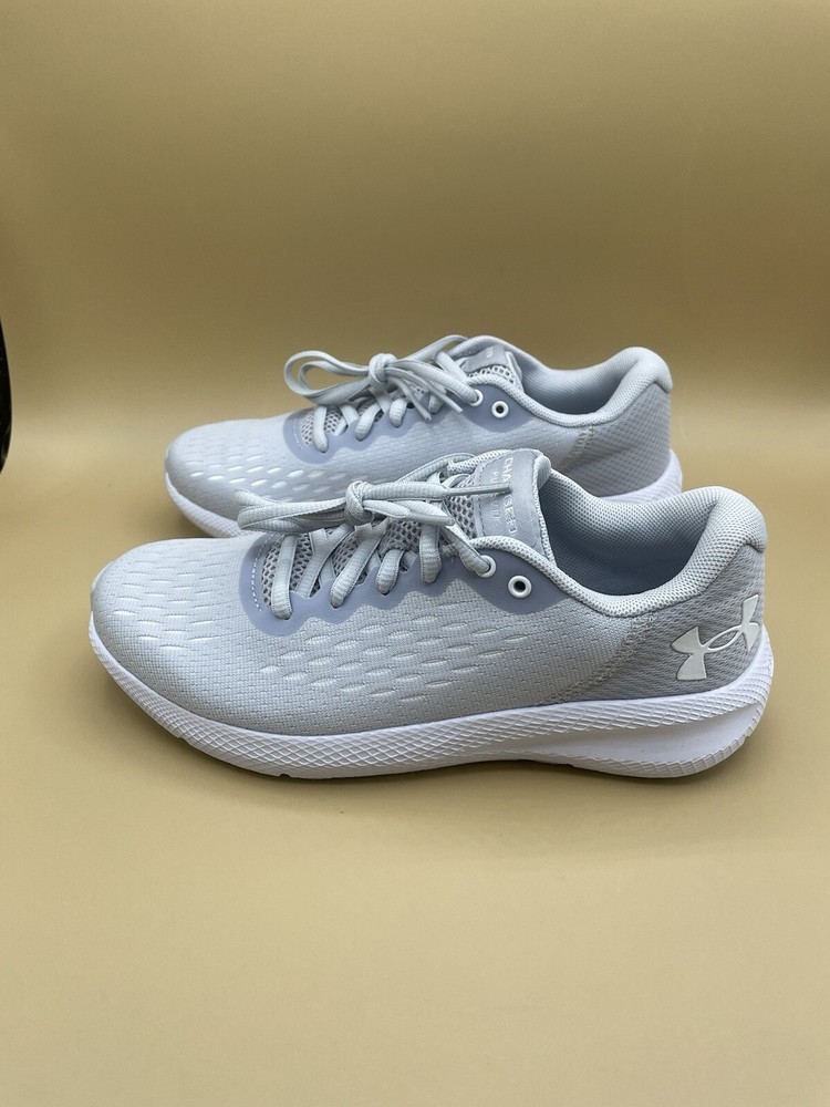 Size 6 Under  Armour women’s charged pursuit Gray Running Shoes Trainer’s NEW