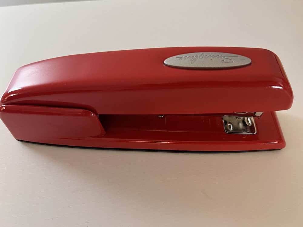 Swingline 747 Full Size Red Metal Desk Stapler Heavy Duty. Office Space